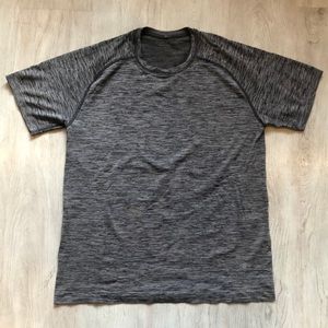 Lululemon Men’s Grey Short Sleeve
